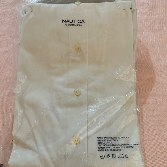 Nautica men’s dress shirt. Size 17;34/35. NWT - Picture 5 of 5